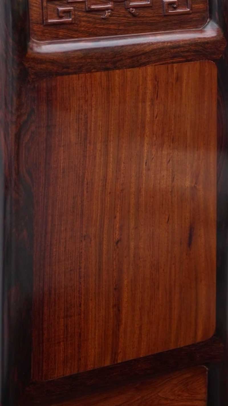 紅木家具的材質(zhì)鑒別：避免選購陷阱，買到真品5.jpg